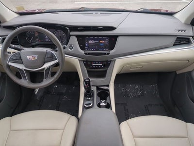 2022 Cadillac XT5 Premium Luxury