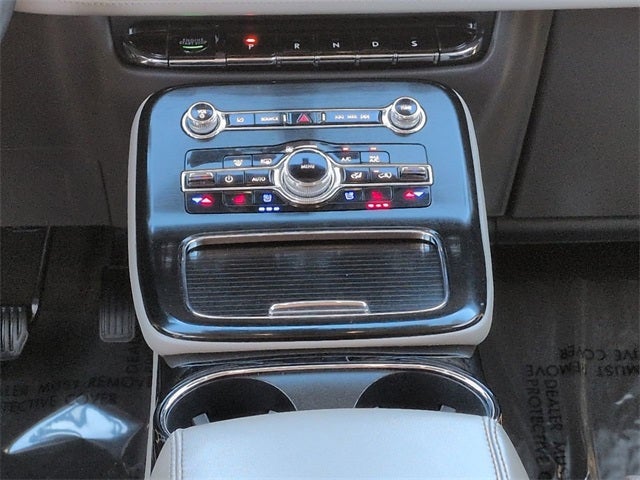 2021 Lincoln Nautilus Reserve