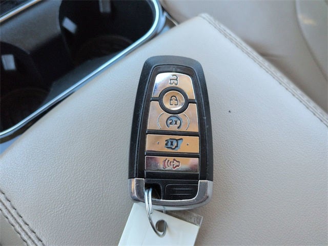 2021 Lincoln Nautilus Reserve