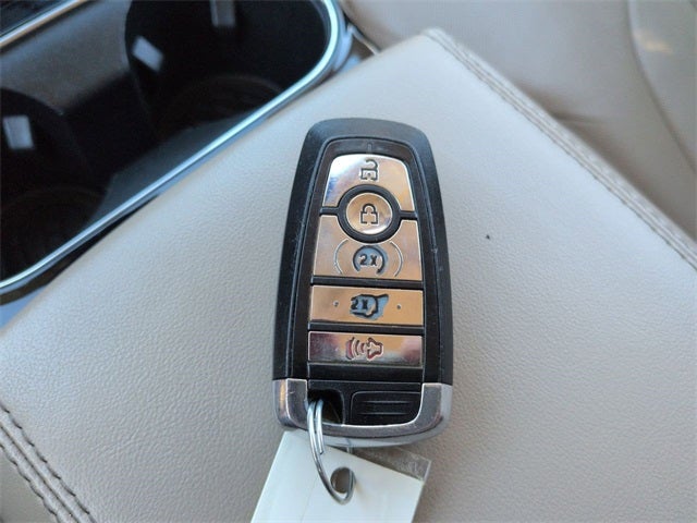 2021 Lincoln Nautilus Reserve