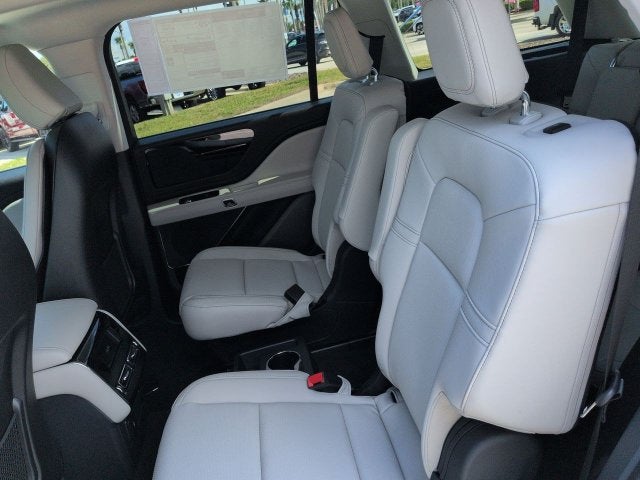 2027 Lincoln Aviator Premiere