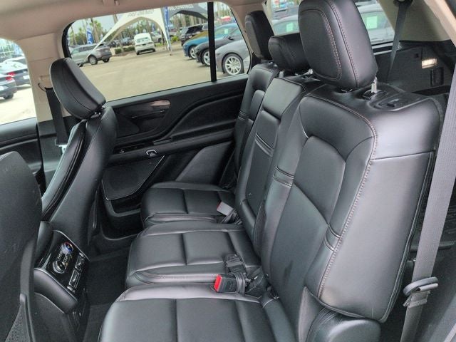 2023 Lincoln Aviator Standard