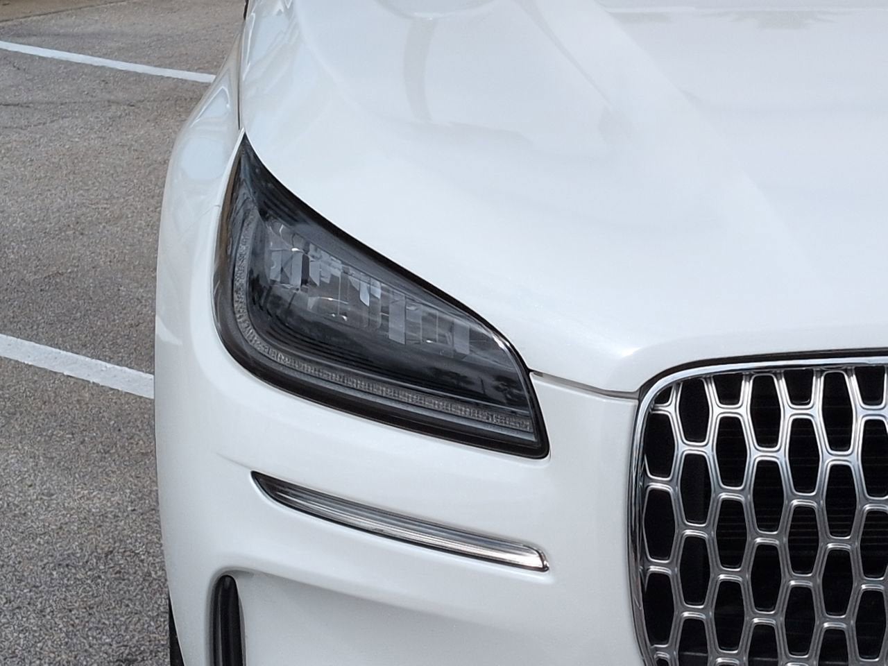 2024 Lincoln Corsair Premiere