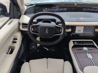 2027 Lincoln Navigator Reserve