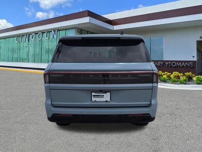 2027 Lincoln Navigator Reserve