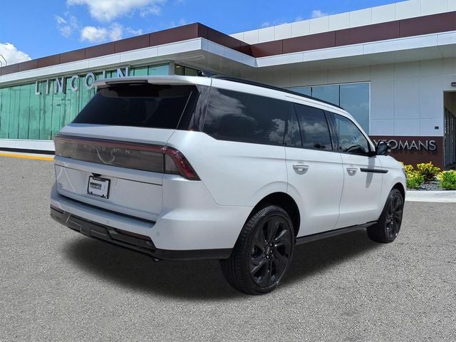 2027 Lincoln Navigator Reserve