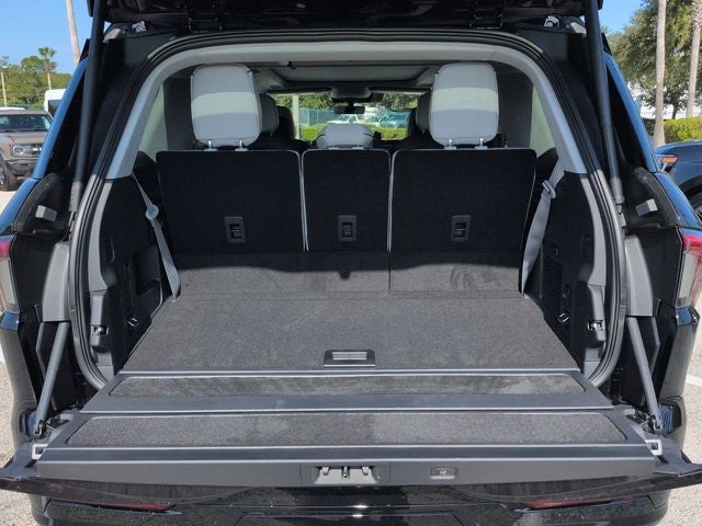 2027 Lincoln Navigator Black Label