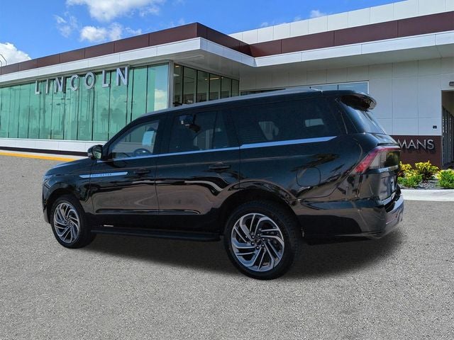 2026 Lincoln Navigator Premiere