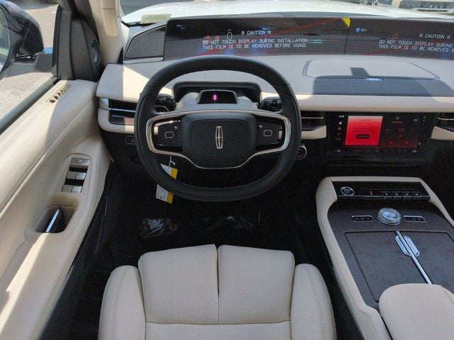 2027 Lincoln Navigator Premiere