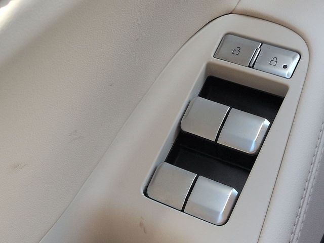 2027 Lincoln Navigator Premiere