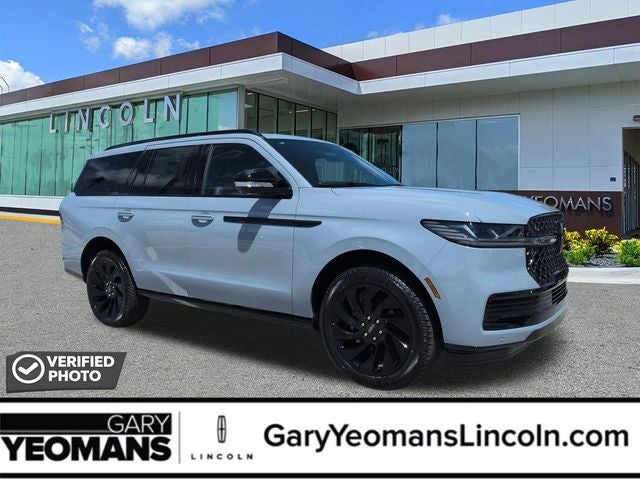 2027 Lincoln Navigator Reserve