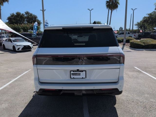 2025 Lincoln Navigator L Reserve