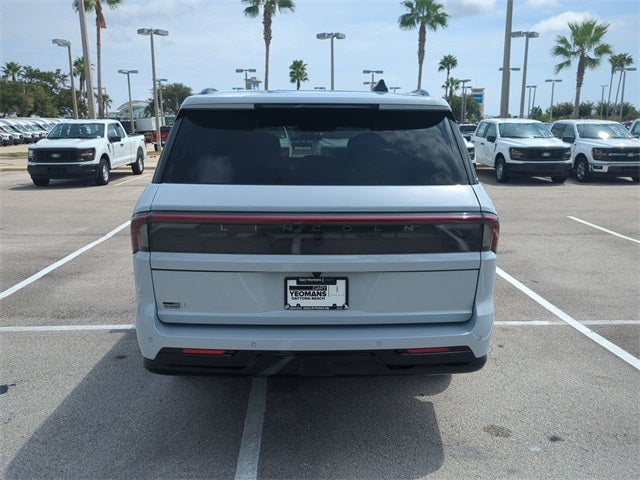 2025 Lincoln Navigator Reserve