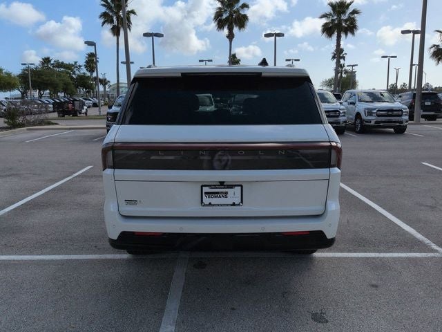 2026 Lincoln Navigator Reserve