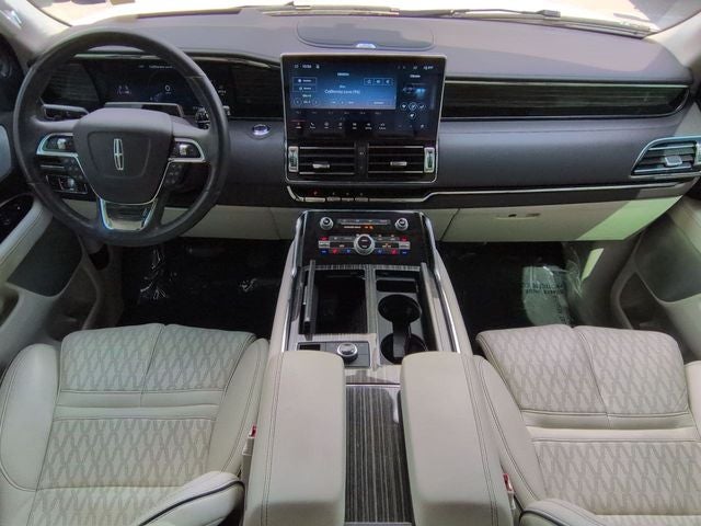 2022 Lincoln Navigator L Black Label