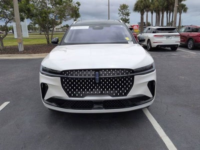 2025 Lincoln Nautilus Reserve