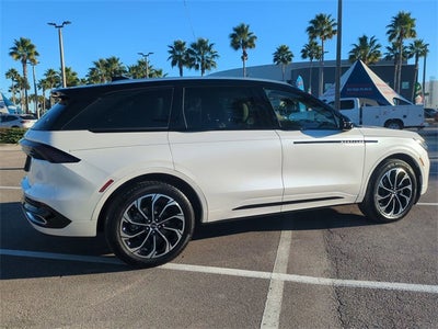 2025 Lincoln Nautilus Reserve