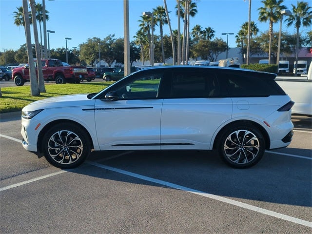 2025 Lincoln Nautilus Reserve