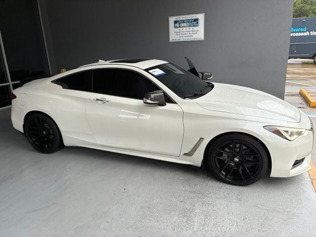 2018 INFINITI Q60 3.0t LUXE