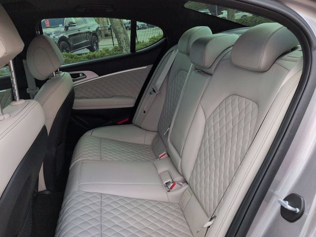 2023 Genesis G70 3.3T