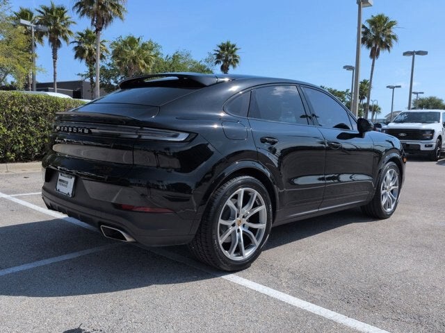 2024 Porsche Cayenne Coupe Base