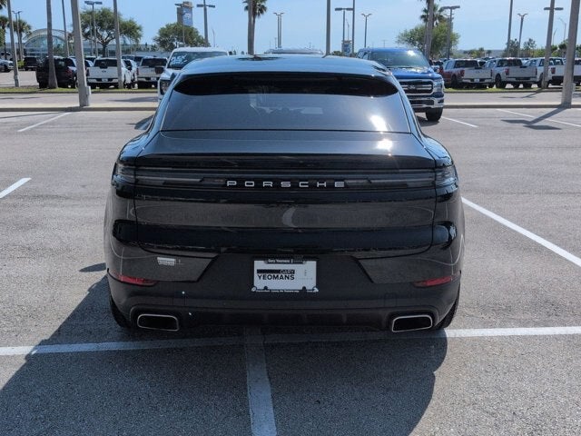 2024 Porsche Cayenne Coupe Base