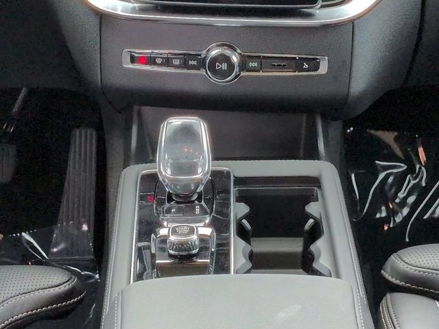 2025 Volvo XC90 Plug-In Hybrid T8 Ultra 7 Passenger 2025.5