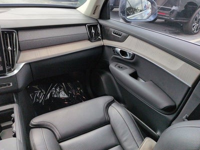 2025 Volvo XC90 Plug-In Hybrid T8 Ultra 7 Passenger 2025.5