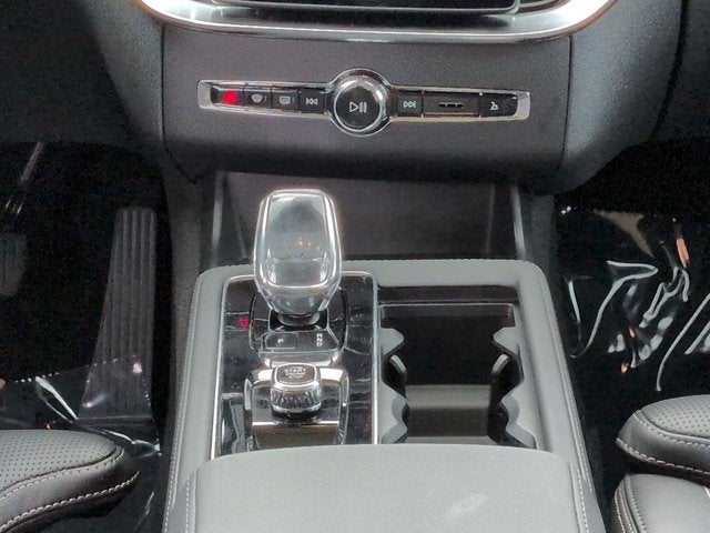 2025 Volvo XC90 Plug-In Hybrid T8 Ultra 7 Passenger 2025.5