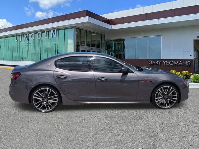 2022 Maserati Ghibli Trofeo