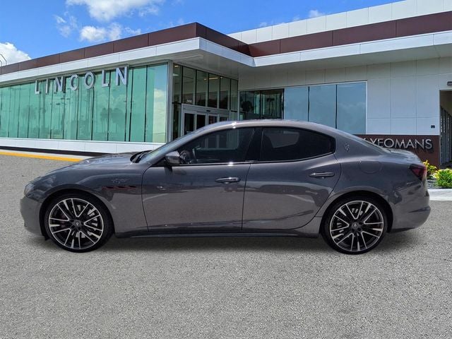 2022 Maserati Ghibli Trofeo