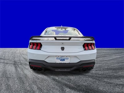2026 Ford Mustang Dark Horse
