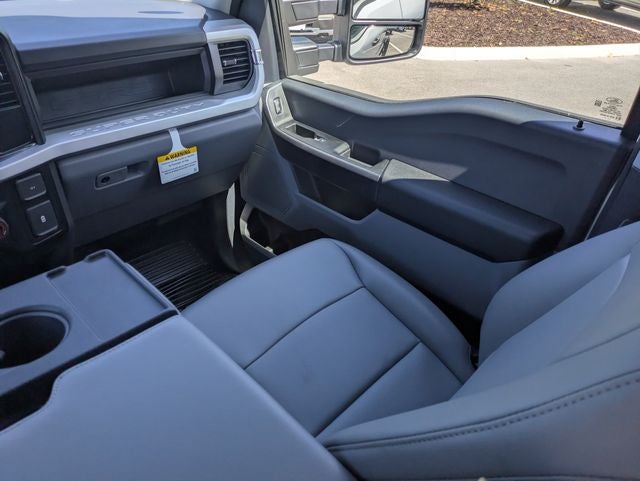 2026 Ford F-450SD DRW