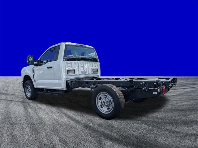 2026 Ford F-350SD XL 145 WB