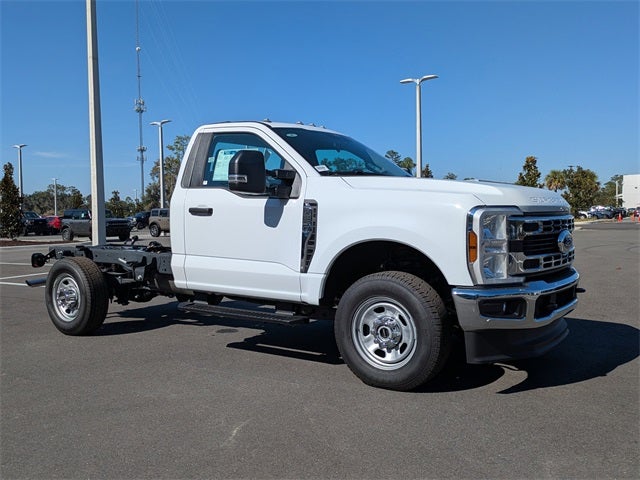 2026 Ford F-350SD XL 145 WB