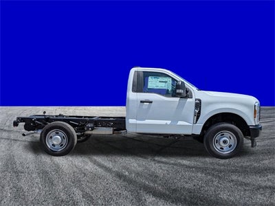 2025 Ford F-350SD XL 145 WB