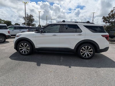 2022 Ford Explorer ST-Line