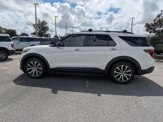 2022 Ford Explorer ST-Line