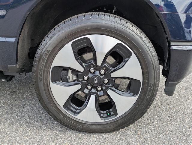 2024 Ford F-150 Lightning Platinum