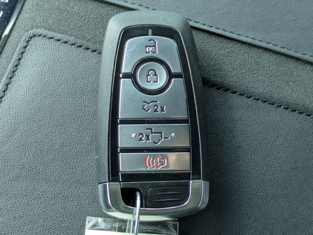 2024 Ford F-150 Lightning Platinum