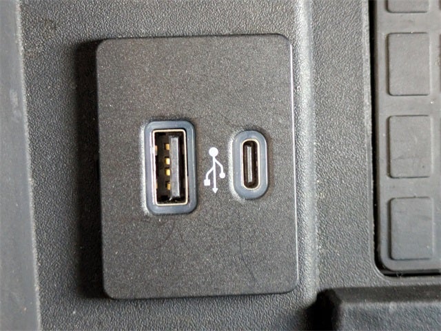 2022 Ford F-250SD Lariat BLACK WIDOW EDITION