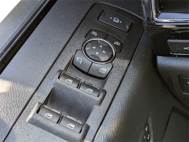 2022 Ford F-250SD Lariat BLACK WIDOW EDITION