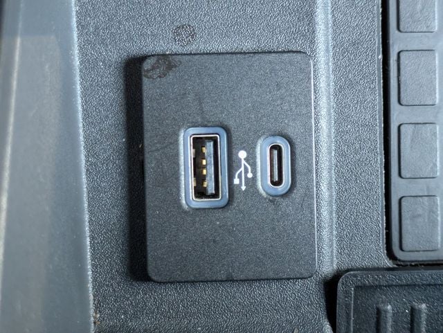 2022 Ford F-350SD Lariat