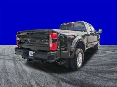 2026 Ford F-350SD Platinum DRW