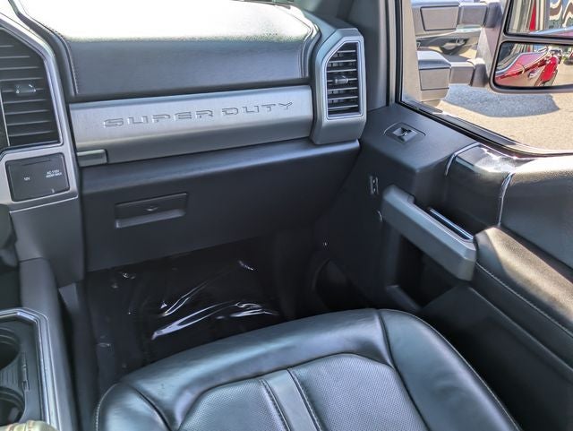 2022 Ford F-450SD Platinum