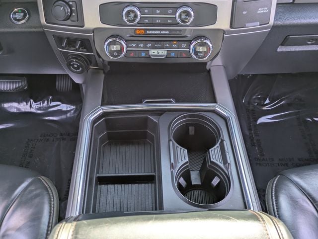 2022 Ford F-450SD Platinum