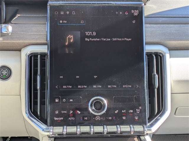 2024 GMC Acadia Denali