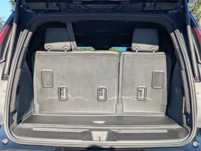 2023 Cadillac Escalade Luxury