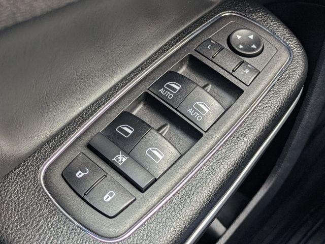 2023 Chrysler 300 Touring