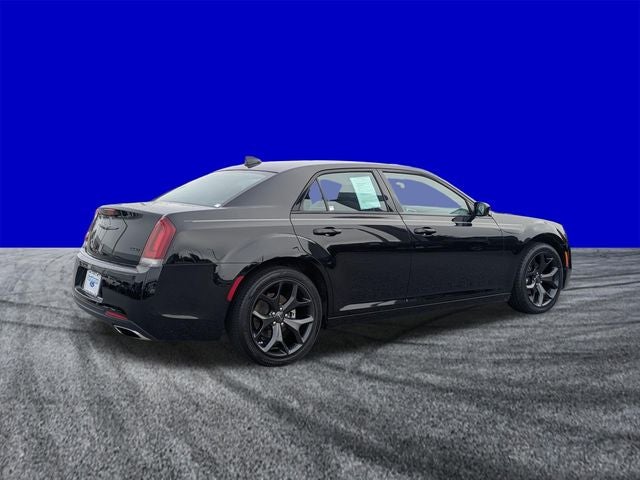 2023 Chrysler 300 Touring